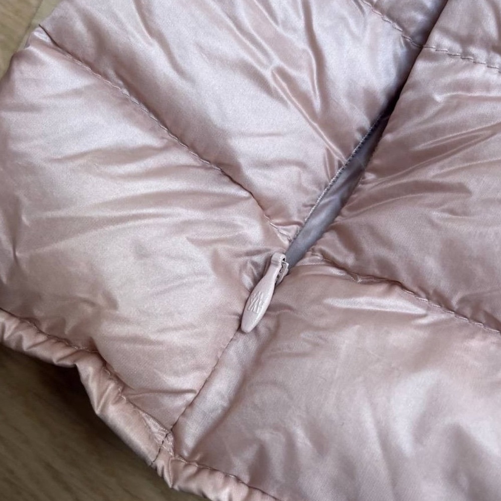 Moncler Blush Quilted Vest - Picture 4 of 7